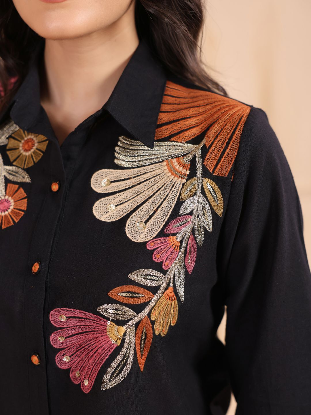 Viyona Onyx Floral Embroidered Co-ord Set