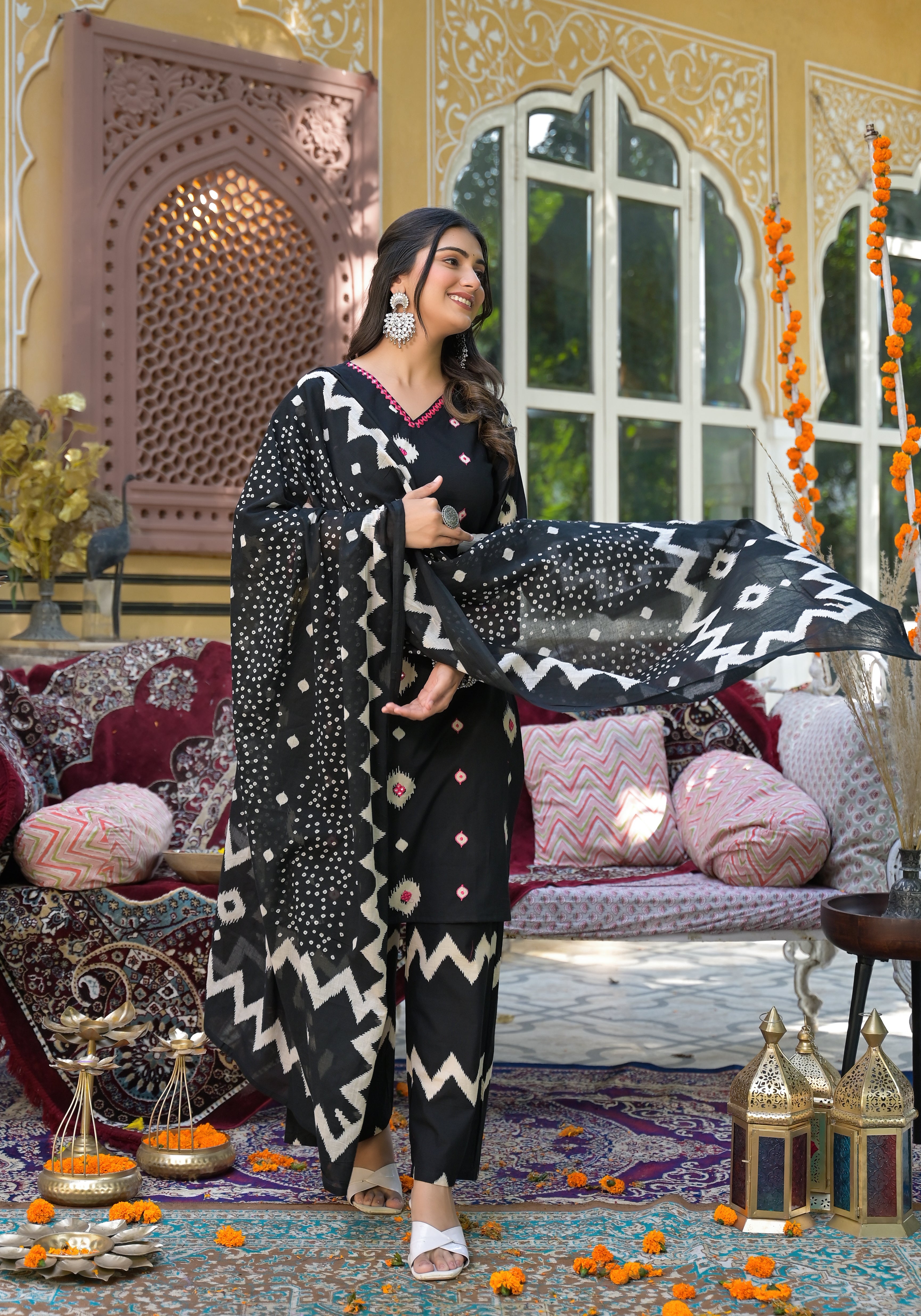 ARANYA ONYX IKAT PRINT COTTON SUIT SET